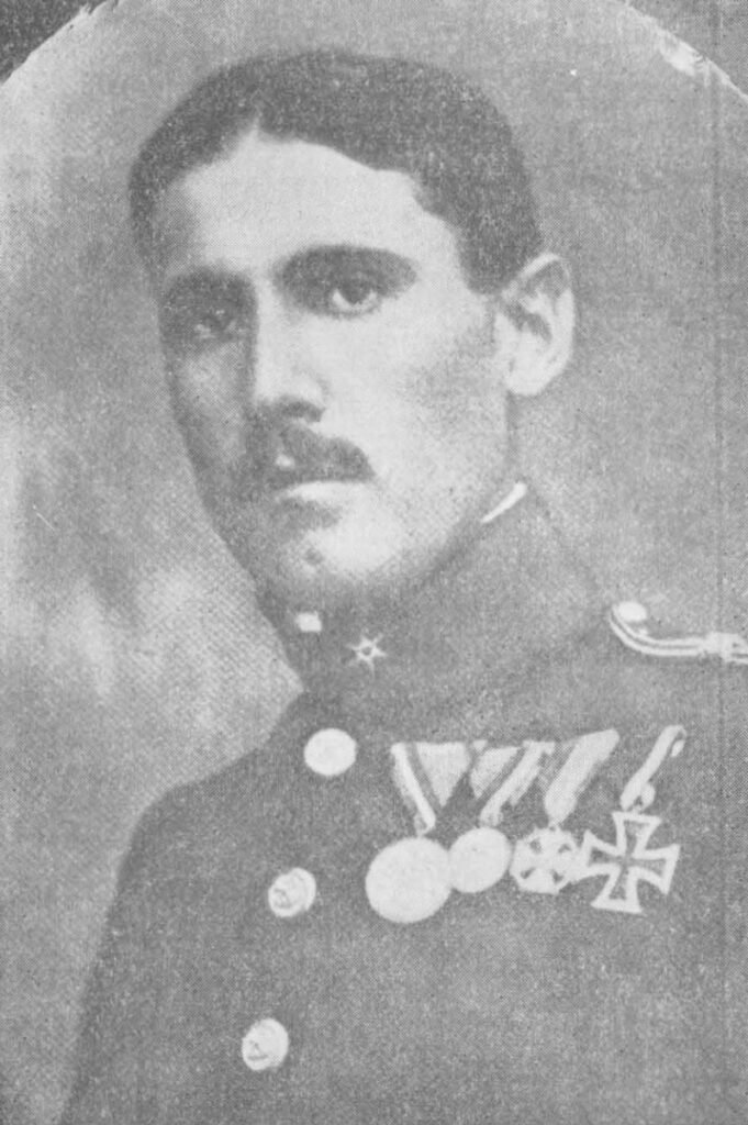 Отаман артилерії Володимир Клодницький (нар. 2 квітня 1891 р.) Командир Хмельницької групи УГА, рекомедований Вінницьким ревкомом на командувача УГА (в уніформі австрійської армії).